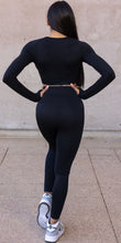 Load image into Gallery viewer, AKA ATHLETIC TRAINING SEAMLESS LEGGING