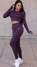 Load image into Gallery viewer, AKA ATHLETIC TRAINING SEAMLESS LEGGING