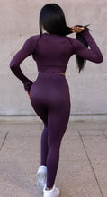 Load image into Gallery viewer, AKA ATHLETIC TRAINING SEAMLESS LEGGING