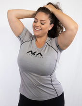 Load image into Gallery viewer, BASIC T-SHIRT