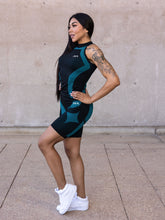 Load image into Gallery viewer, AKA SEAMLESS FREEDOM TANK TOP
