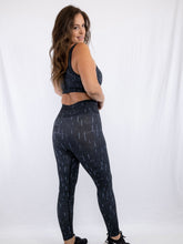 Load image into Gallery viewer, VIBRANT SEAMLESS LEGGING
